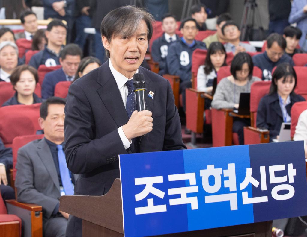 引体向上、平板支撑 韩国地方选举候选人各出奇招拉选票