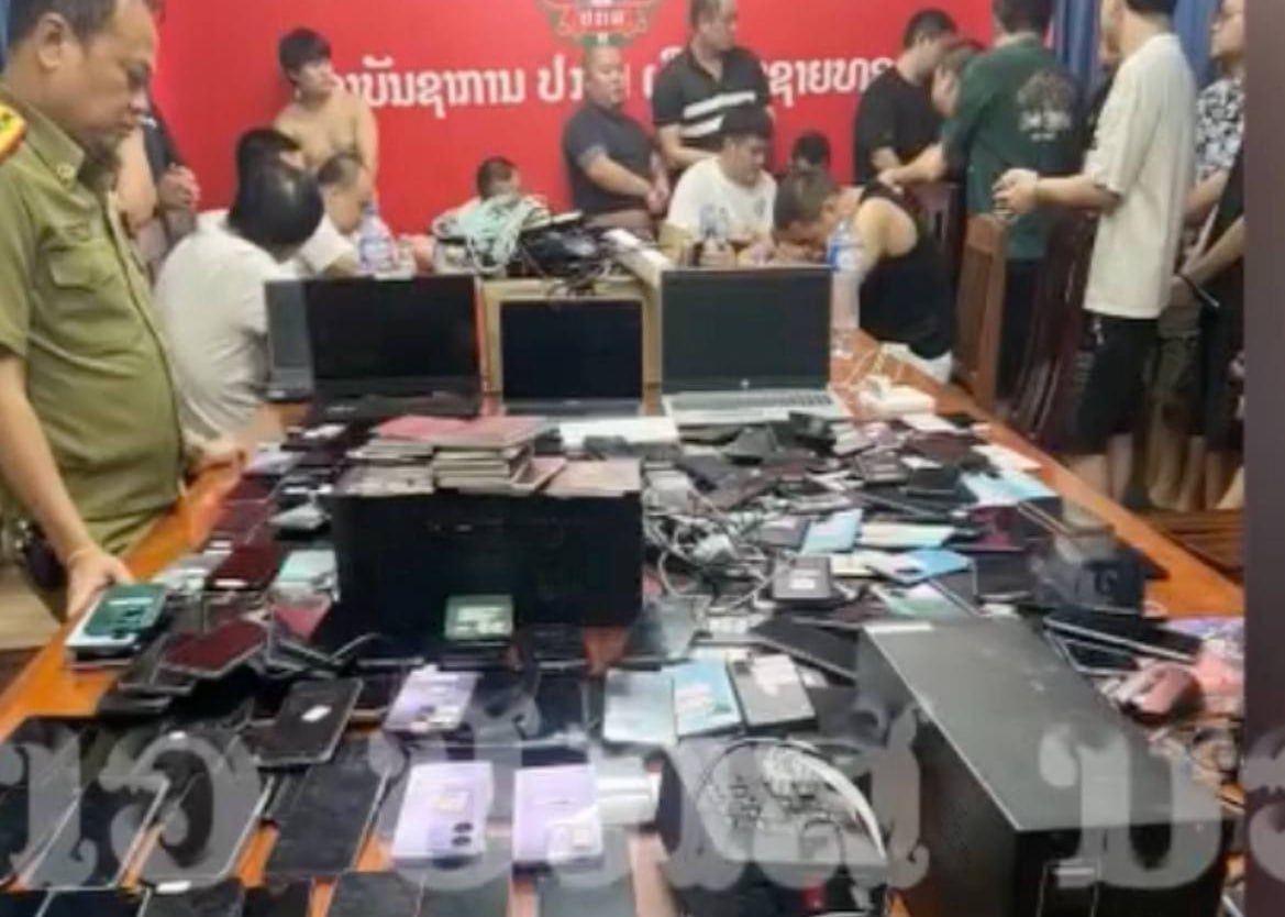 老挝资讯:万象捣毁藏于度假村内的电诈窝点!29名中国籍人员落网,现场查获近400部手机!