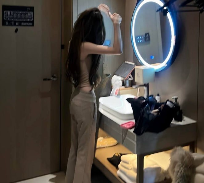 群友投稿:今天在金边某酒店,和相恋多年的越南女友打完了最后一次分手炮。