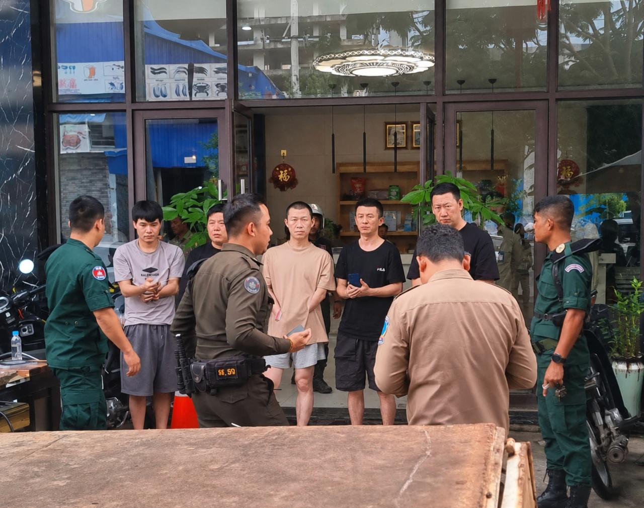 西港一酒店涉嫌非法容留及开设捕鱼机赌场:5名中国籍人员被捕