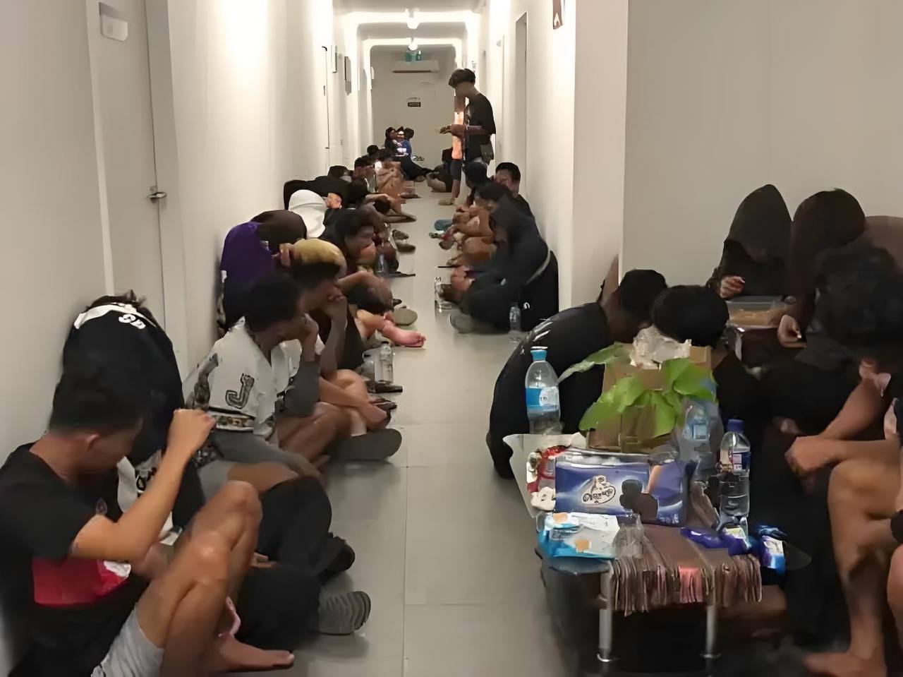 东帝汶国家警察捣毁蒂巴尔酒店电诈窝点 61名印尼籍嫌疑人落网!