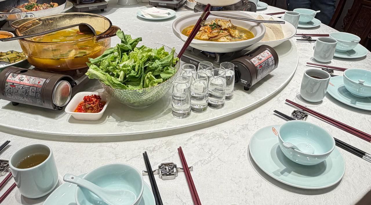 应该是朋友圈有一些人去了兰卡