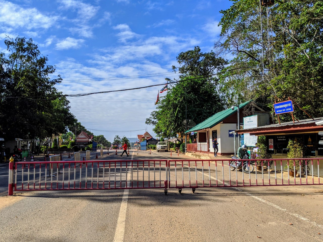 网友投稿:我想分享一下我在柬埔寨机场附近移民局的经历,那里关押着一些被拘留的人。