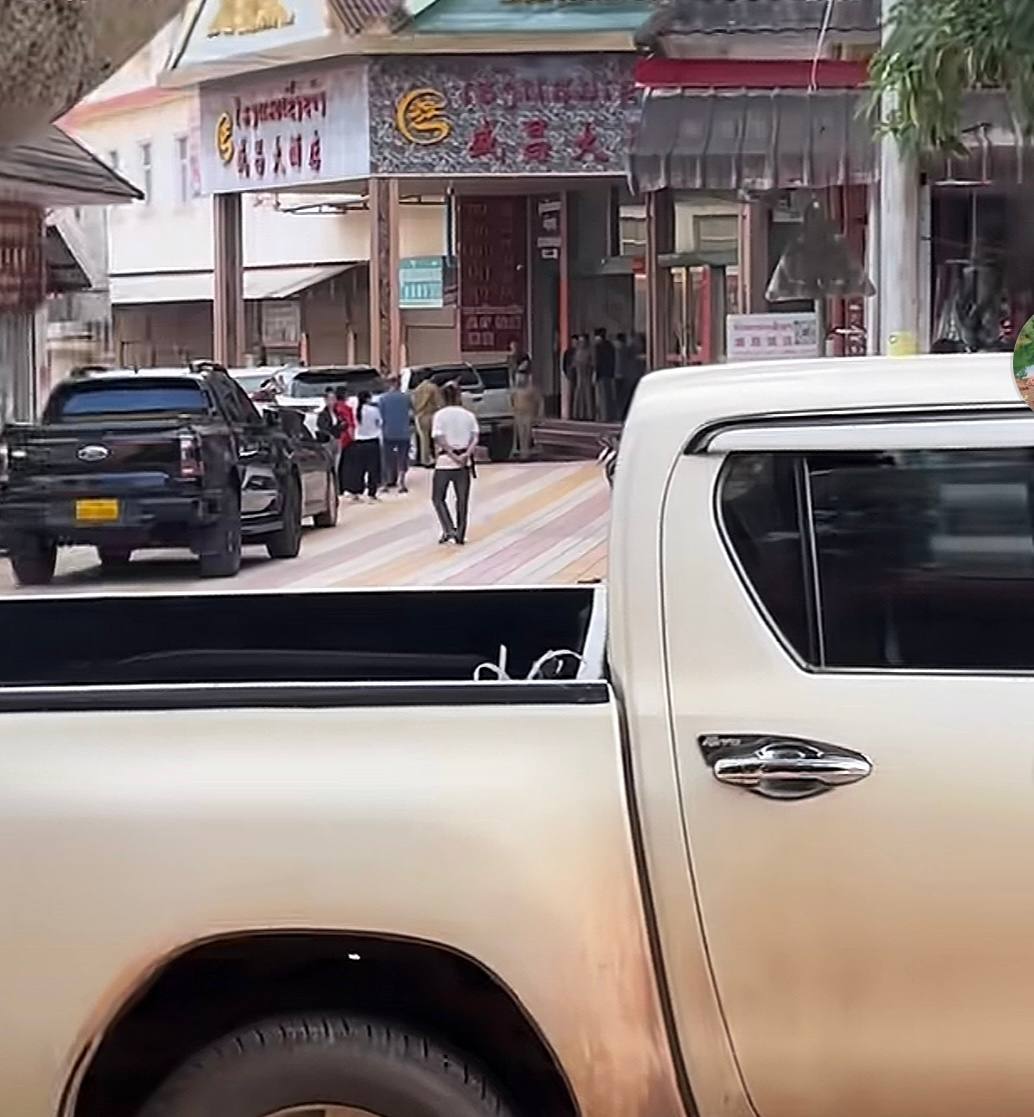 突发新闻:🇱🇦老挝猛塞盛昌大酒店【位于老挝的北方,乌多姆塞】🏨被老挝警察围了,这酒店很多打野的中国人