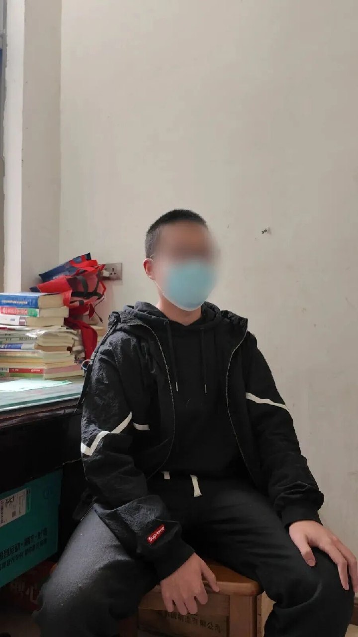 18岁大学生寒假工被骗入柬埔寨电诈园区,遭持刀胁迫翻山越境