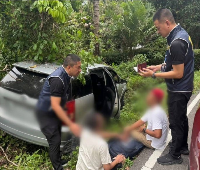 泰国资讯:高速追逐30公里!警方截获可疑车辆 抓获中国籍通缉人员