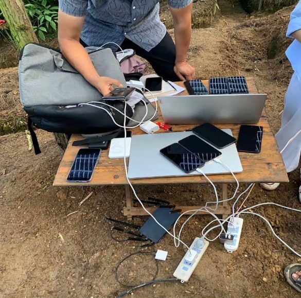 网友投稿:强者从不抱怨大环境,就地开工了兄弟们,走到哪里就干到哪里,争取年底回国提辆迈巴赫~