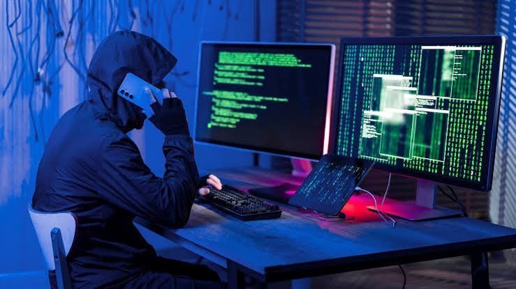 一名受害者被AI假视频骗走32万美元