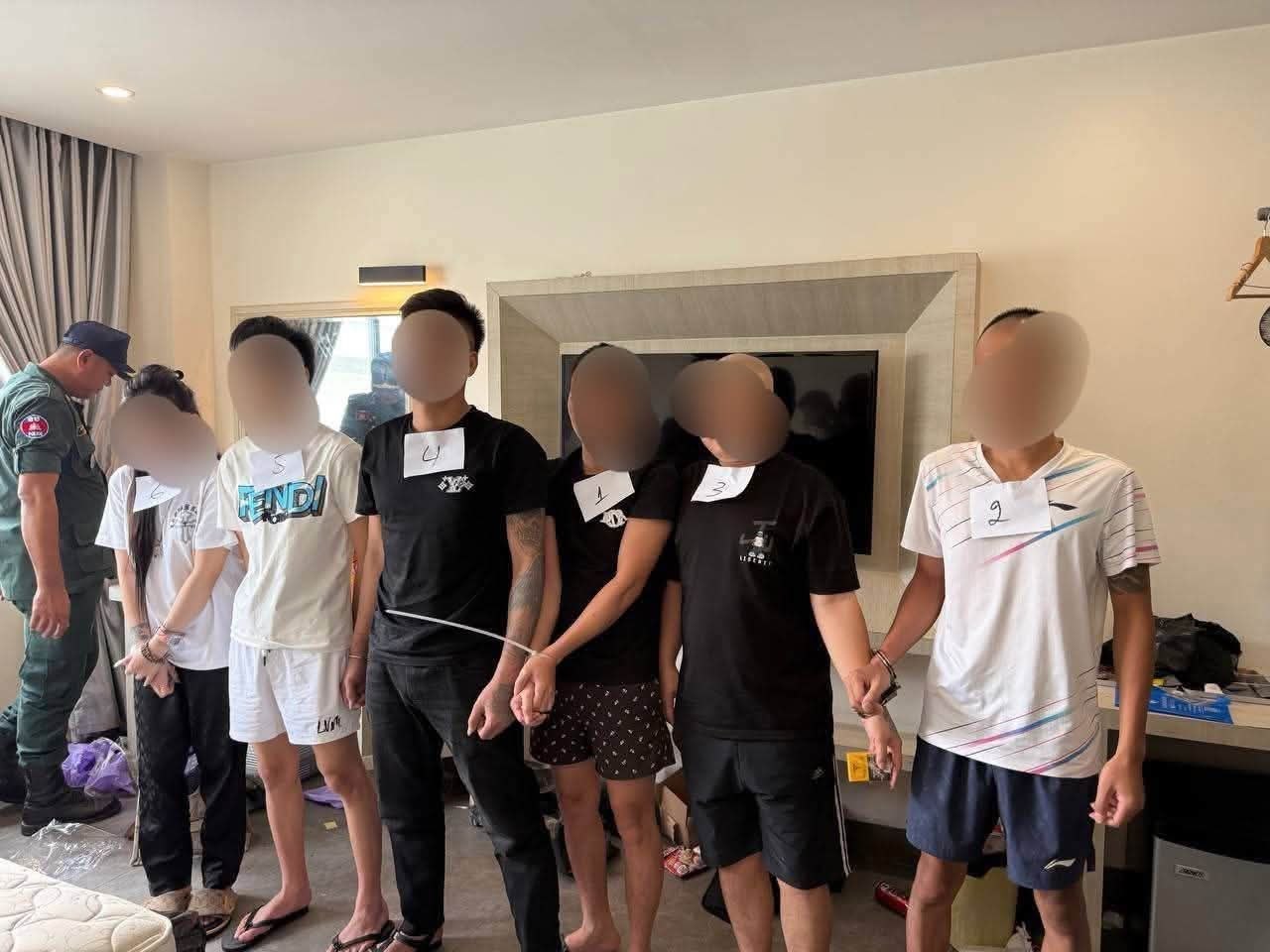 柬埔寨资讯:木牌突查疑似网络诈骗窝点