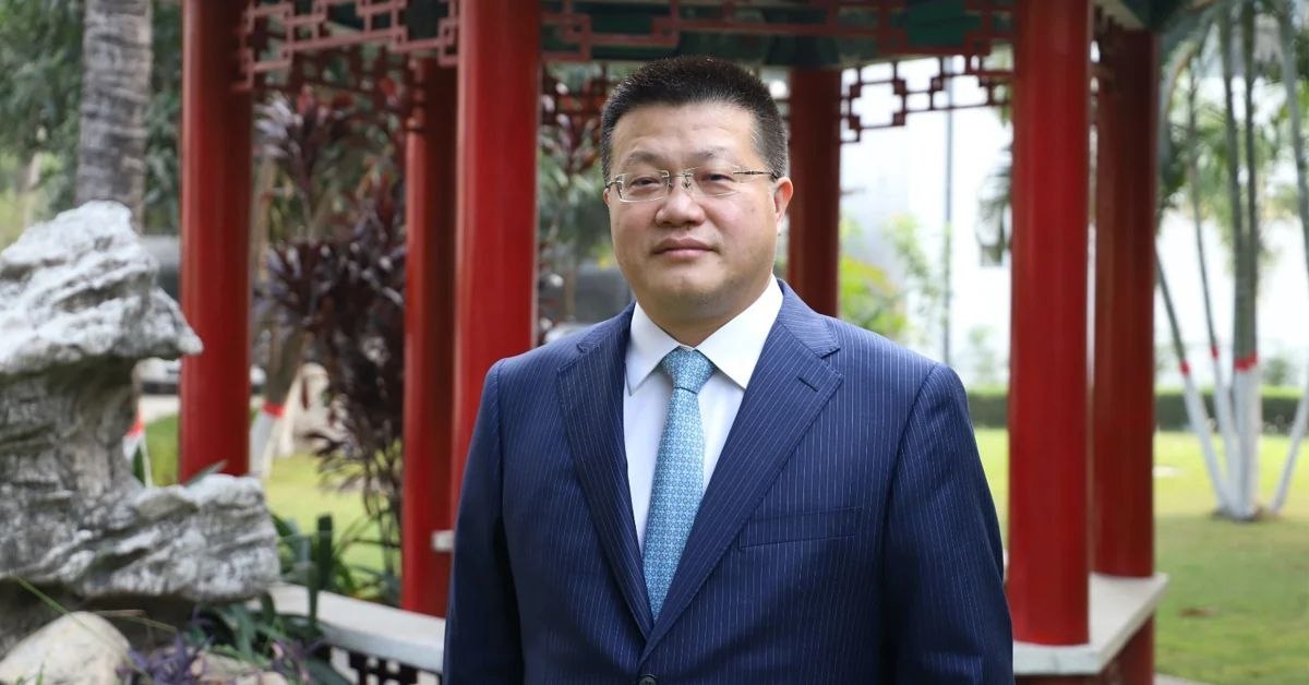 新任中国大使姚文(中国人民大学法学硕士),将于周五晚抵马