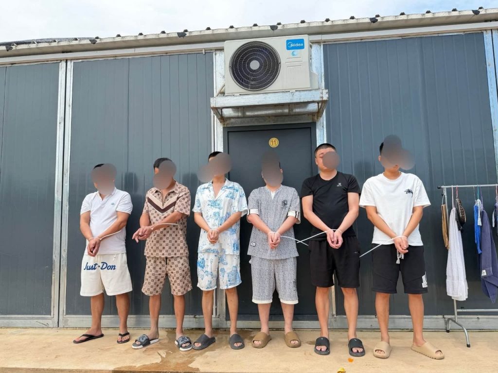 木牌查获22名中国籍涉诈嫌疑人