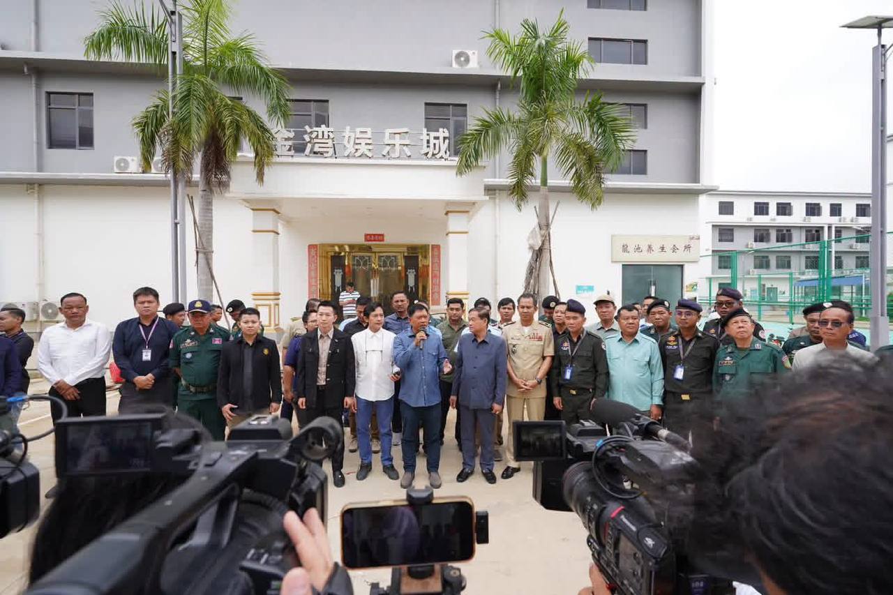今天上午,多家柬埔寨及国际媒体前往财通金湾园区