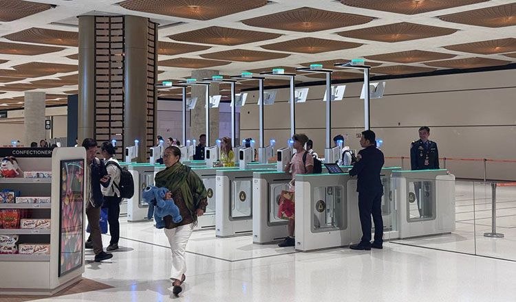 美国将柬埔寨纳入签证保证金计划