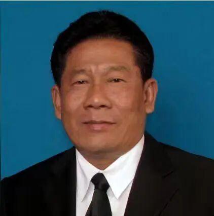 泰国资讯:校园枪击案发生地再发枪击事件,嫌疑人开枪后致电正直播的记者