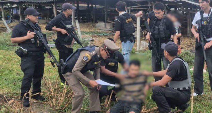 泰国警方在甘蔗田抓获重要枪手 曾聚众枪击娱乐场所敌对团体