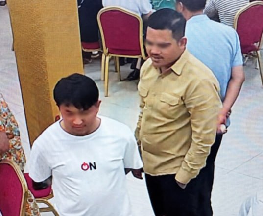 赌场内冒充警察查护照,2名男子被捕